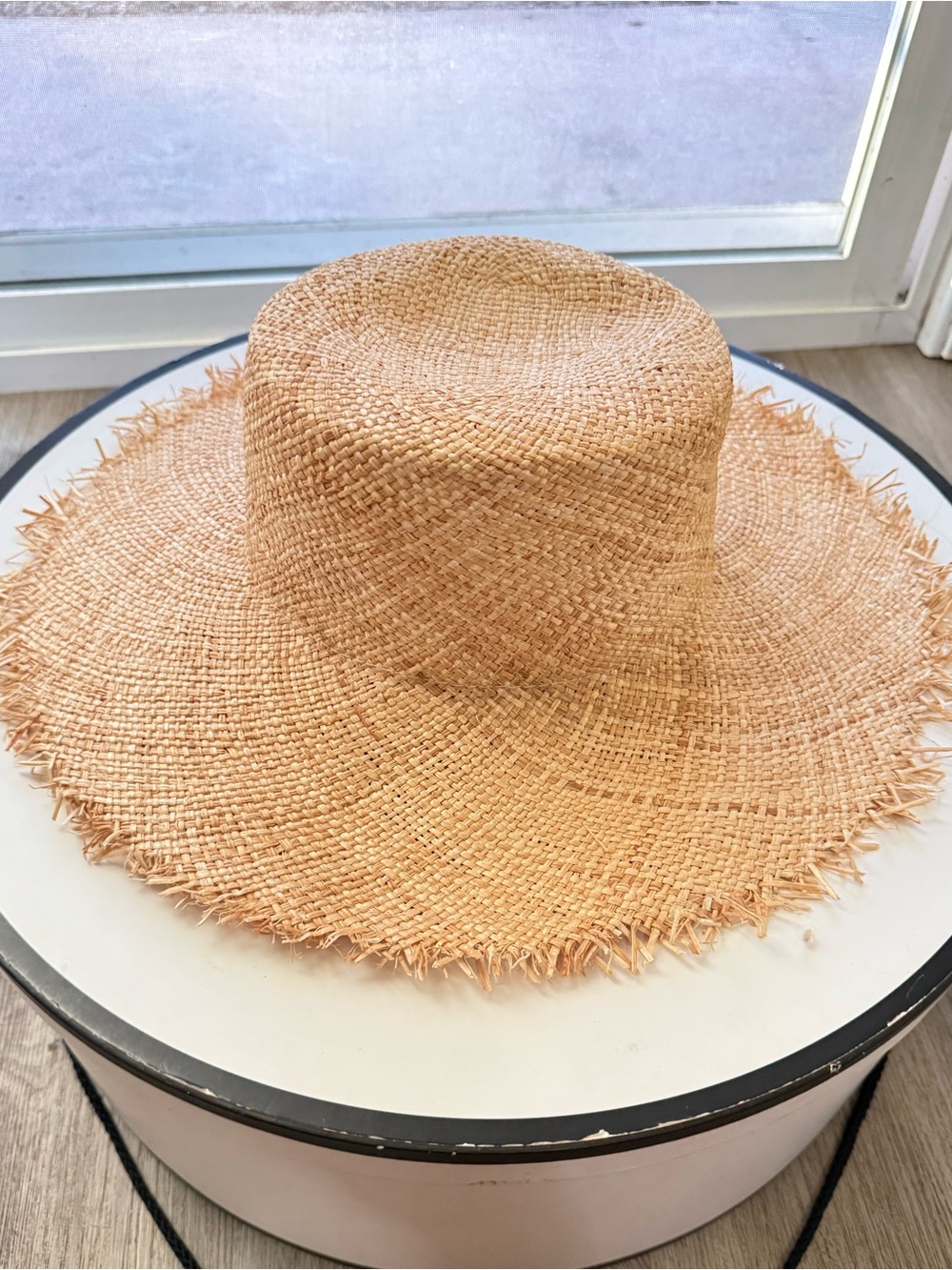 lack of color aruba tan fray raffia straw boater summer sun hat size medium NEW